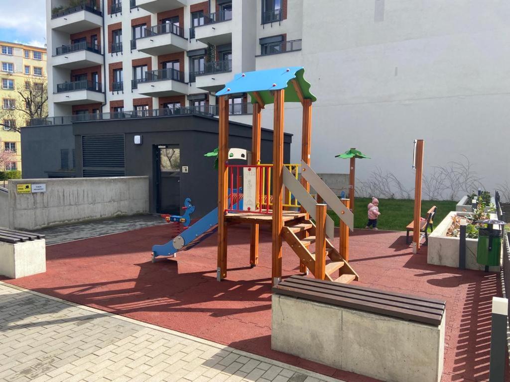 Komfort W Centrum Parking Вроцлав Экстерьер фото