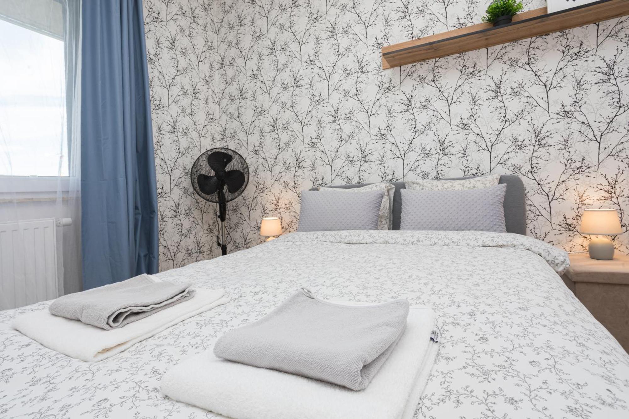 Komfort W Centrum Parking Вроцлав Экстерьер фото